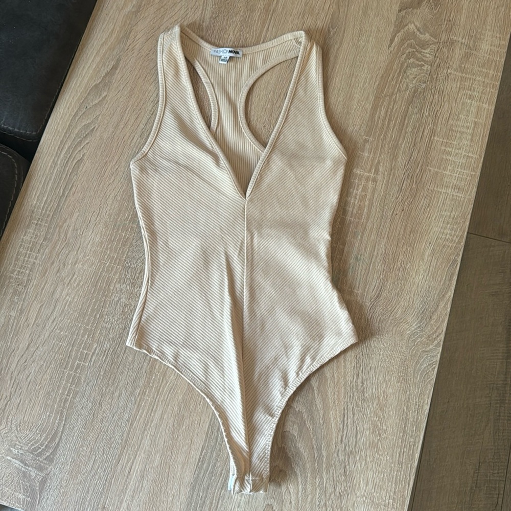 Fashion Nova Bodysuit!